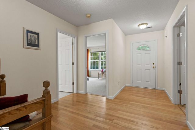 111 Dillard Road, Duncan, SC 29334