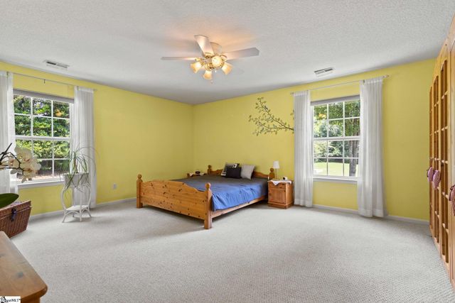 111 Dillard Road, Duncan, SC 29334