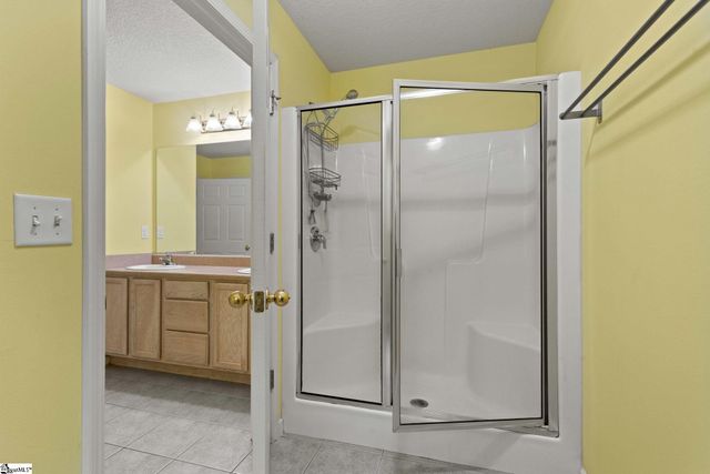 111 Dillard Road, Duncan, SC 29334