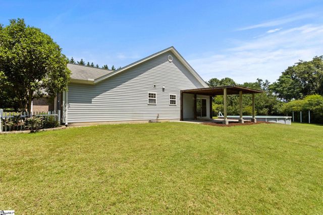 111 Dillard Road, Duncan, SC 29334
