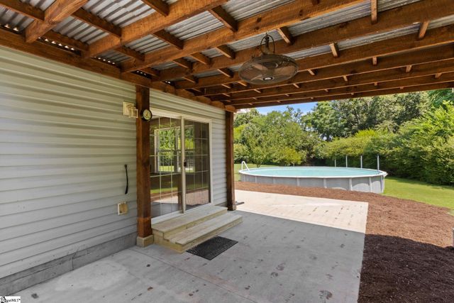 111 Dillard Road, Duncan, SC 29334