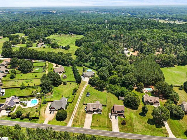 111 Dillard Road, Duncan, SC 29334