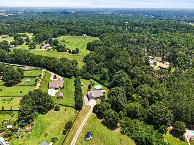111 Dillard Road, Duncan, SC 29334