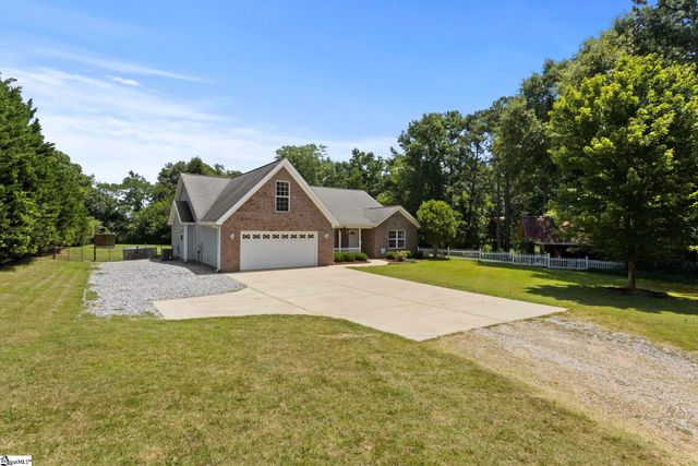 111 Dillard Road, Duncan, SC 29334