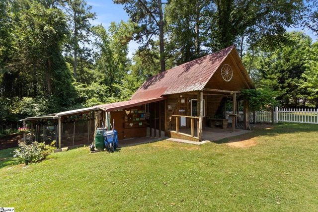111 Dillard Road, Duncan, SC 29334