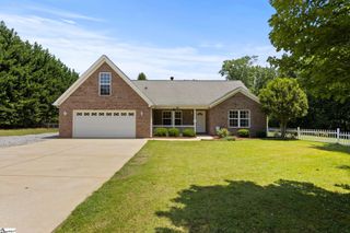 111 Dillard Road, Duncan, SC 29334