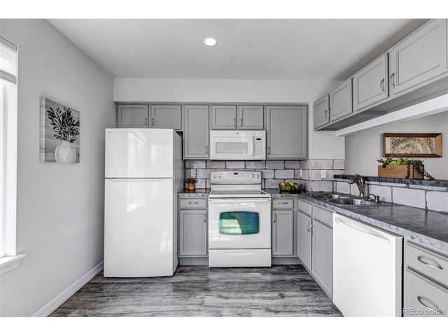 930 Button Rock Dr P85, Longmont, CO 80504