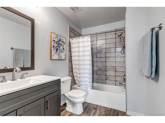 930 Button Rock Dr P85, Longmont, CO 80504