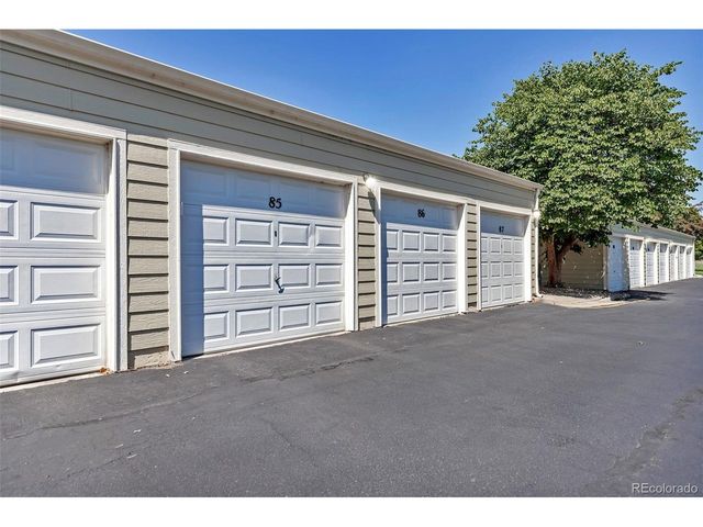 930 Button Rock Dr P85, Longmont, CO 80504