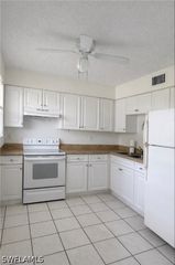 3325 Airport RD N R3, Naples, FL 34105