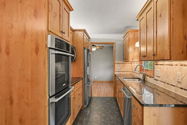 2115 W 105th Street, Bloomington, MN 55431