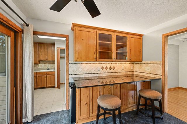 2115 W 105th Street, Bloomington, MN 55431