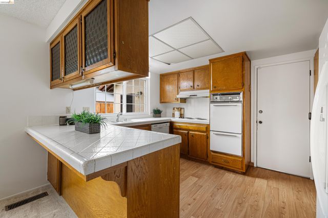 1631 Limewood Pl, Pittsburg, CA 94565