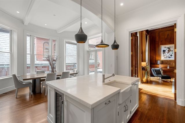 3 Commonwealth Avenue 1, Boston, MA 02116