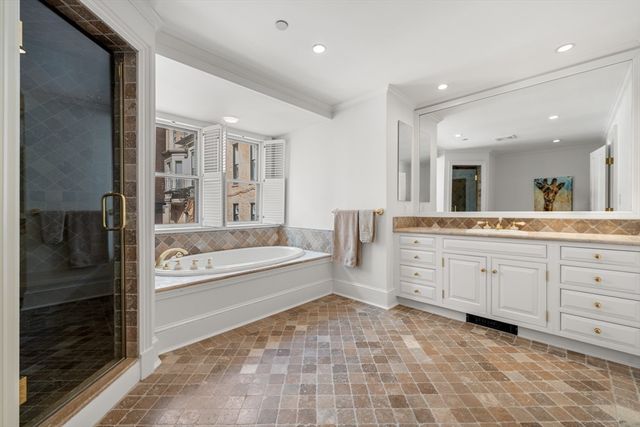 3 Commonwealth Avenue 1, Boston, MA 02116