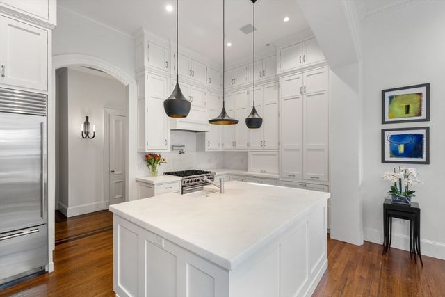 3 Commonwealth Avenue 1, Boston, MA 02116