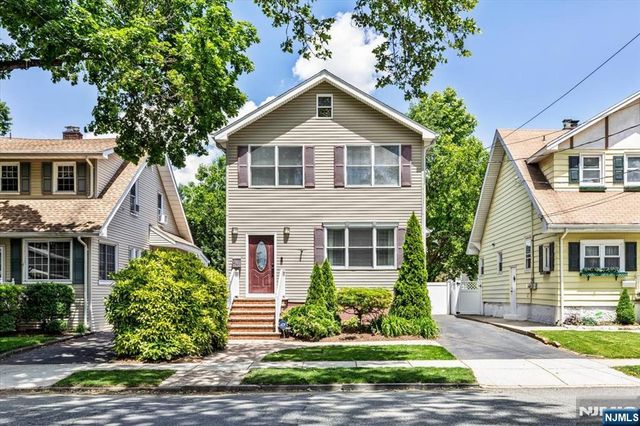 242 Washington Avenue, Rutherford, NJ 07070