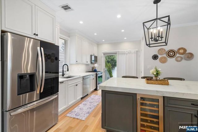 242 Washington Avenue, Rutherford, NJ 07070