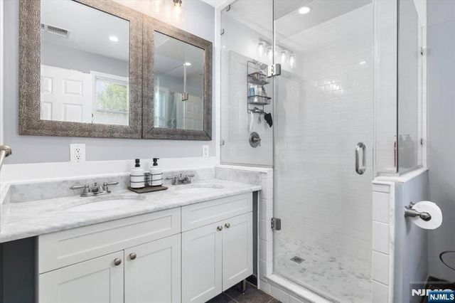 242 Washington Avenue, Rutherford, NJ 07070