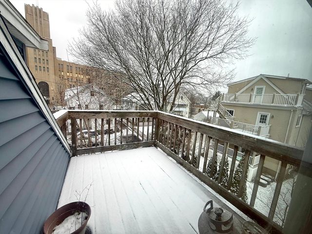 12 Keenan St 3, Watertown, MA 02472