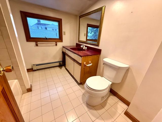 12 Keenan St 3, Watertown, MA 02472