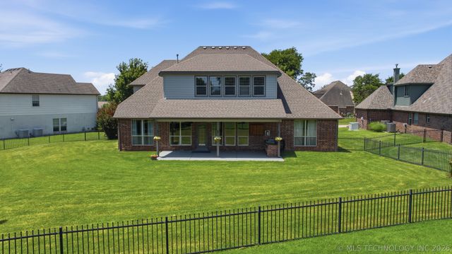 7709 E El Paso Street, Broken Arrow, OK 74014