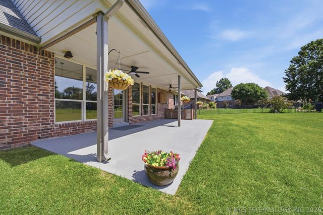 7709 E El Paso Street, Broken Arrow, OK 74014