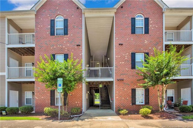 612 Marshtree Lane 304, Fayetteville, NC 28314