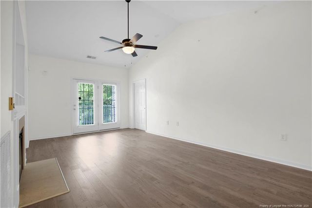 612 Marshtree Lane 304, Fayetteville, NC 28314