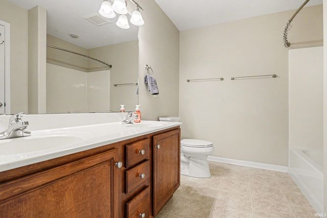 13702 Broken Wood Drive, Granger, IN 46530