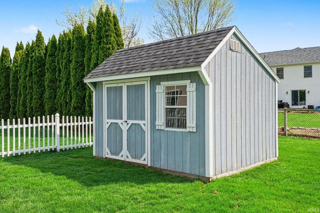 13702 Broken Wood Drive, Granger, IN 46530