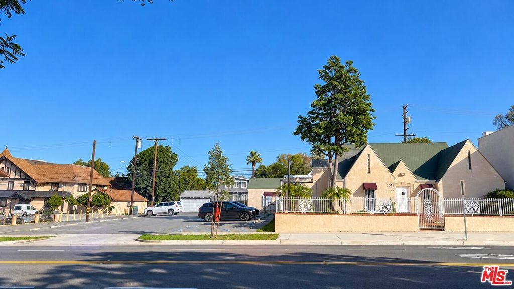 1021 S Main Street, Corona, CA 92882 — exterior
