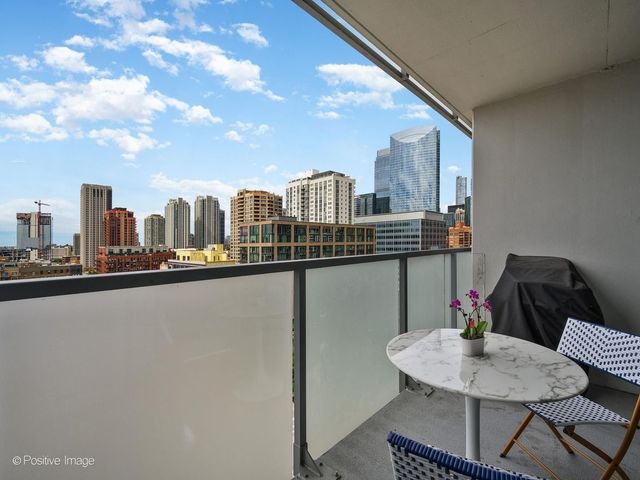 659 W Randolph Street 1206, Chicago, IL 60661