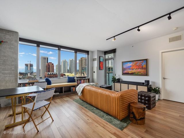 659 W Randolph Street 1206, Chicago, IL 60661