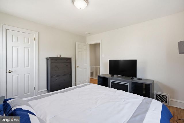 429 HILLCREST AVE, Glenolden, PA 19036