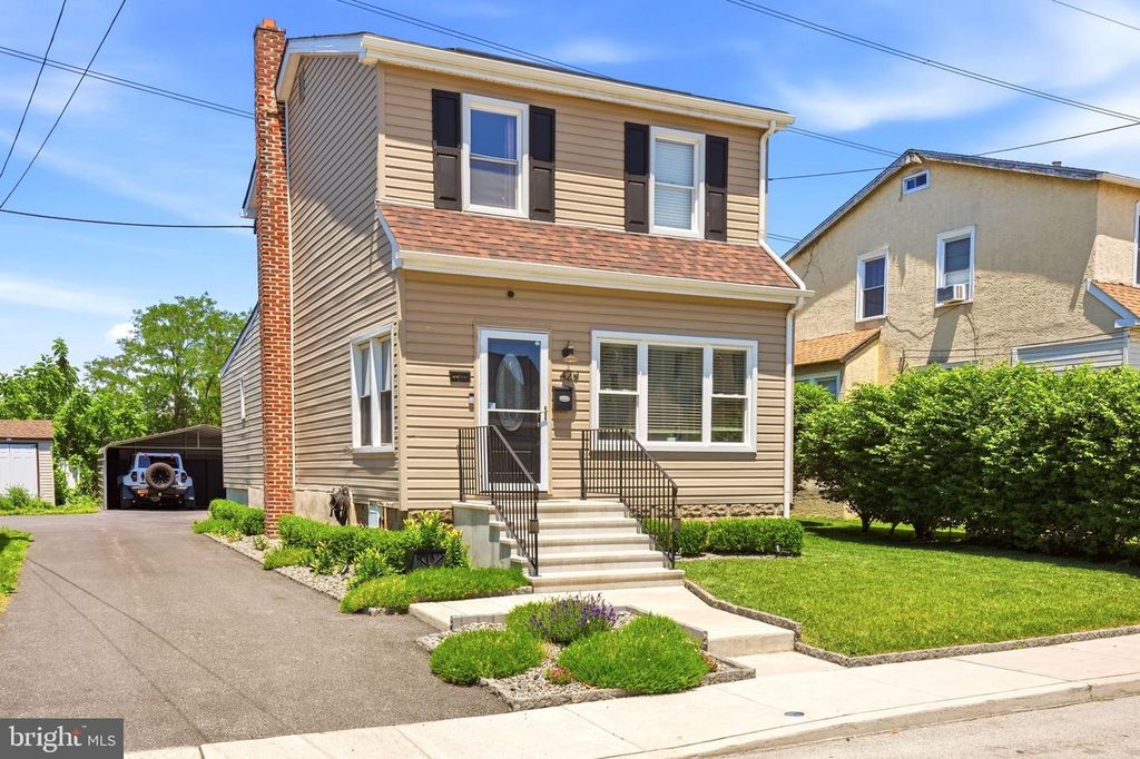 429 HILLCREST AVE, Glenolden, PA 19036