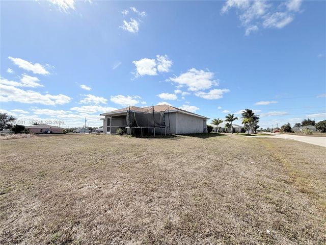 3625 NE 19 Place, Cape Coral, FL 33909