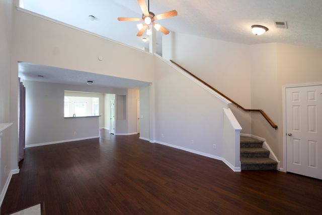 2244 Gilmore Crossing Ln, Nashville, TN 37218