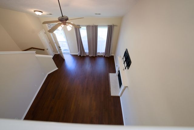 2244 Gilmore Crossing Ln, Nashville, TN 37218