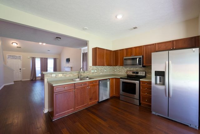 2244 Gilmore Crossing Ln, Nashville, TN 37218