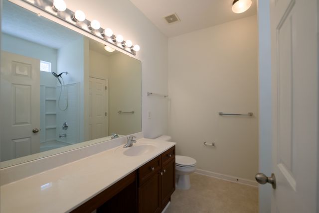 2244 Gilmore Crossing Ln, Nashville, TN 37218