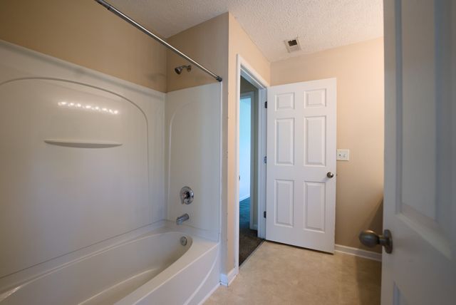 2244 Gilmore Crossing Ln, Nashville, TN 37218