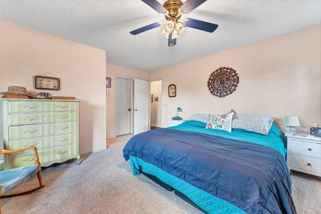 1402 S Countrywood Place, Rogers, AR 72758