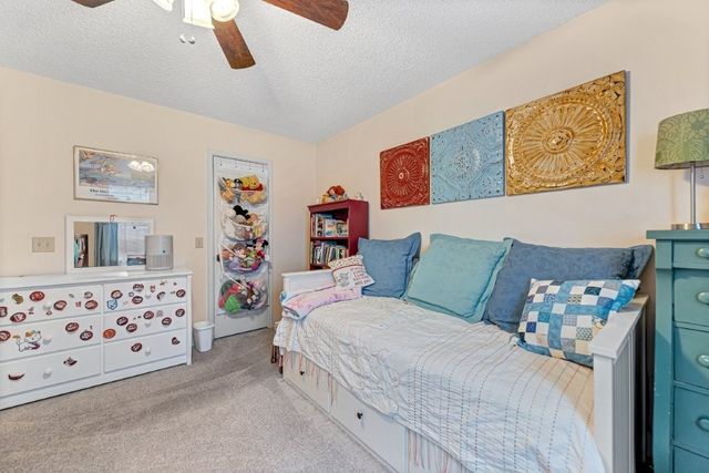 1402 S Countrywood Place, Rogers, AR 72758