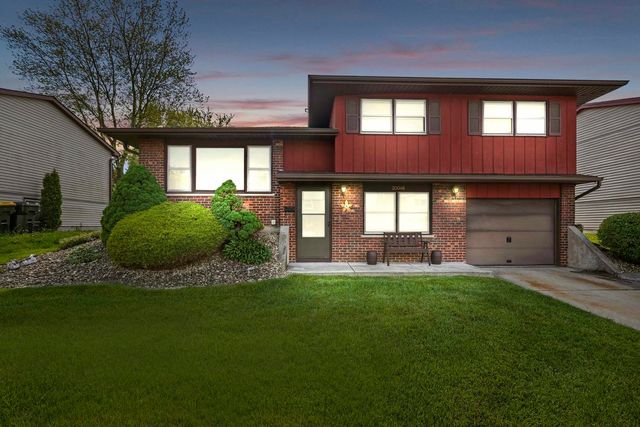 20048 Orchard Avenue, Lynwood, IL 60411