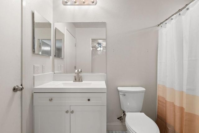 1099 38th Avenue, Santa Cruz, CA 95062