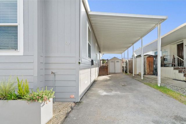 1099 38th Avenue, Santa Cruz, CA 95062