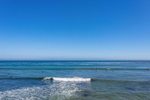 1099 38th Avenue, Santa Cruz, CA 95062