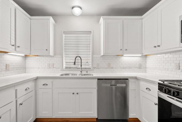 1099 38th Avenue, Santa Cruz, CA 95062