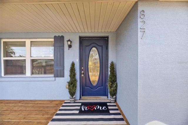 827 SEABREEZE DRIVE, Ruskin, FL 33570